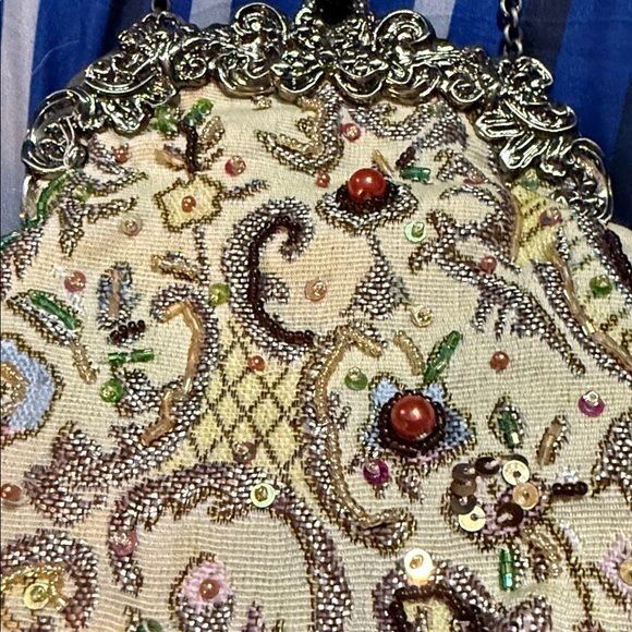 Embroidered Antique Evening Bag with Chain Strap - Picture 3 of 6